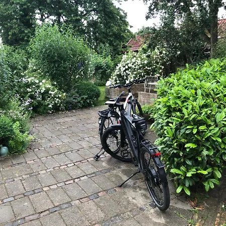 Kardemommehuset Bed & Breakfast *